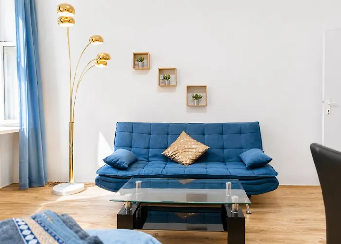 Near Westbahnhof Area - Cozy 2-bedroom With Wifi & Tv Vienna